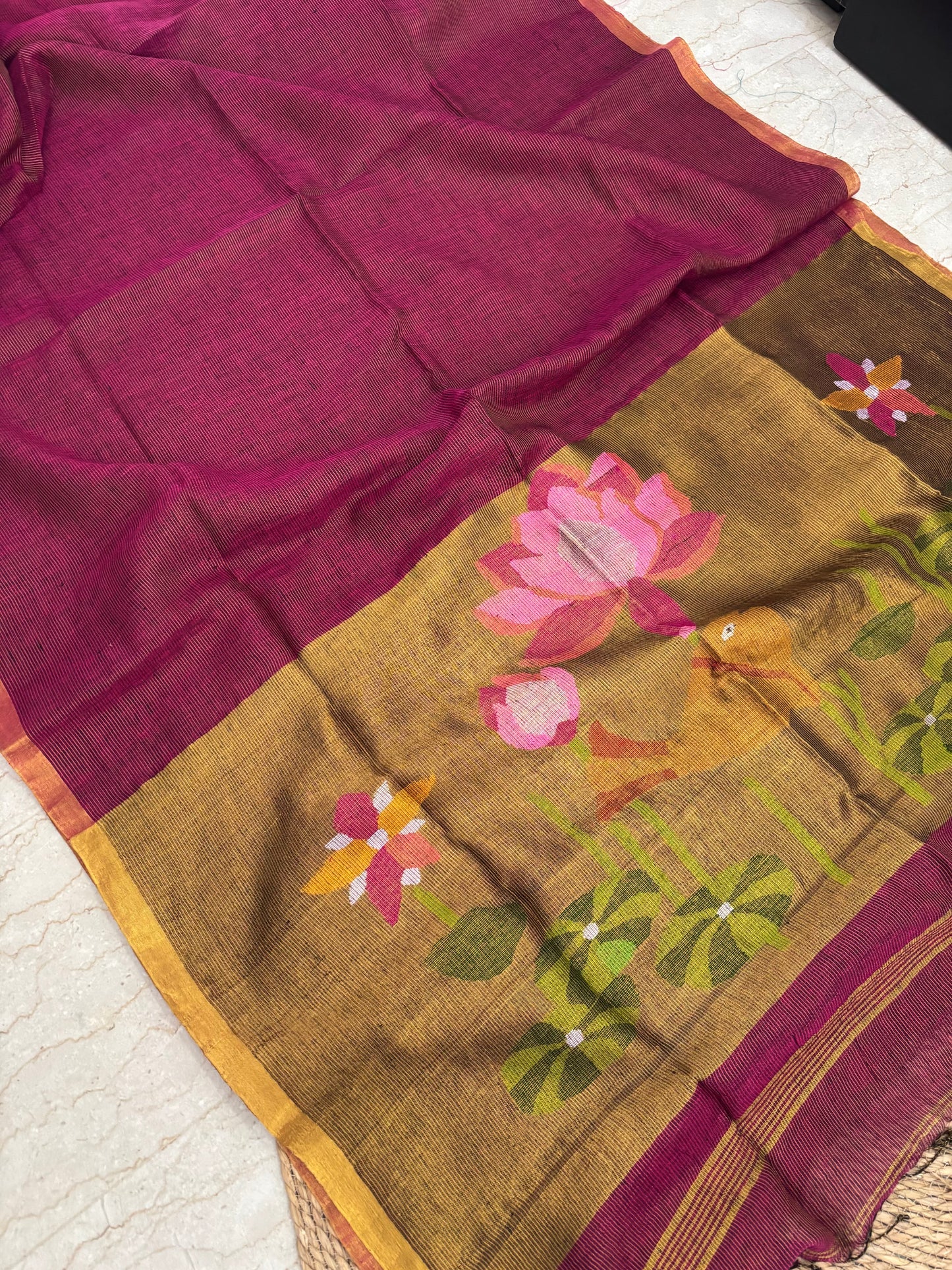 Bengal Linen - Needle Work Jamdani Pallu