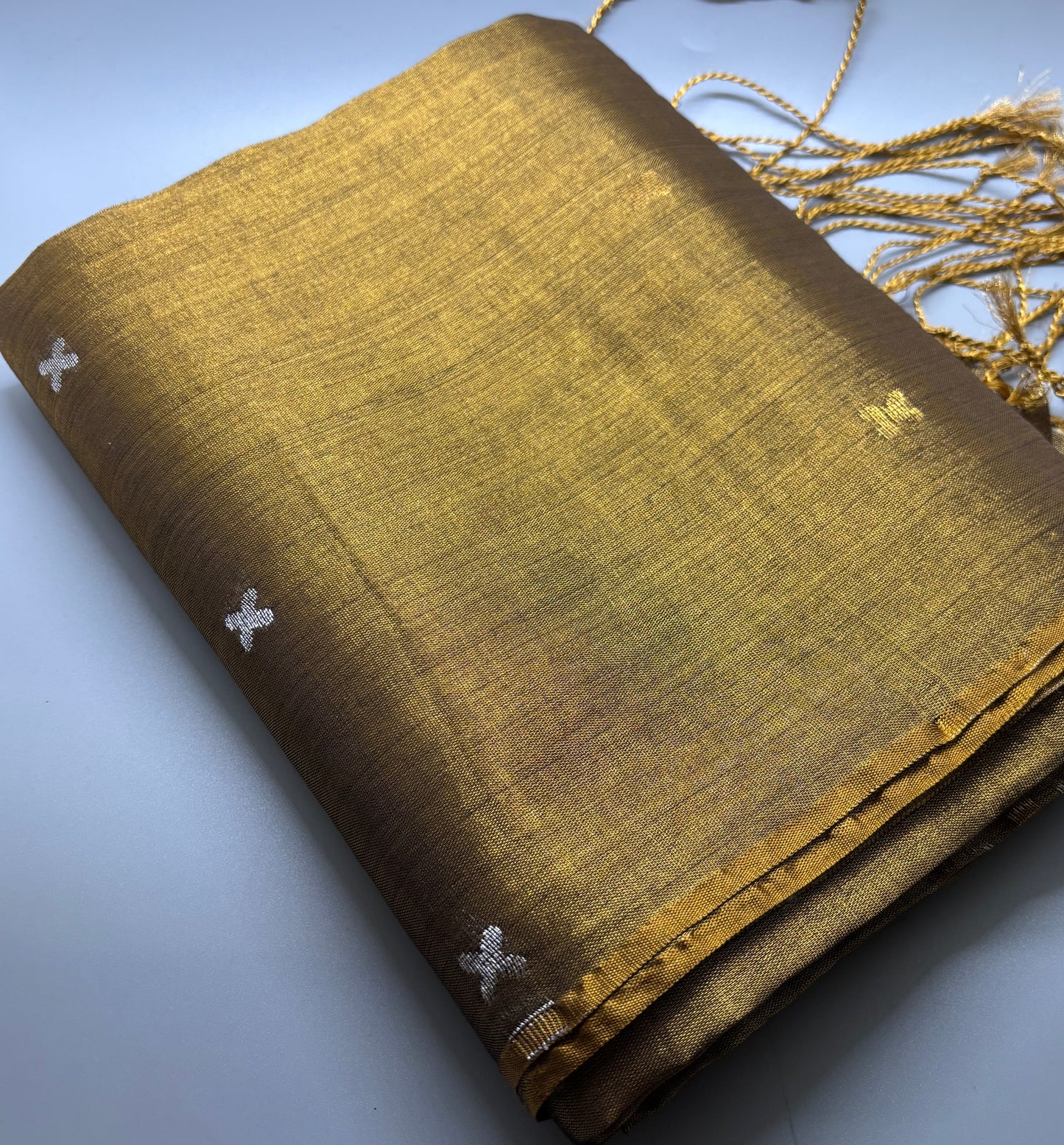 Bengal Tissue Linen - Jamdani Motif