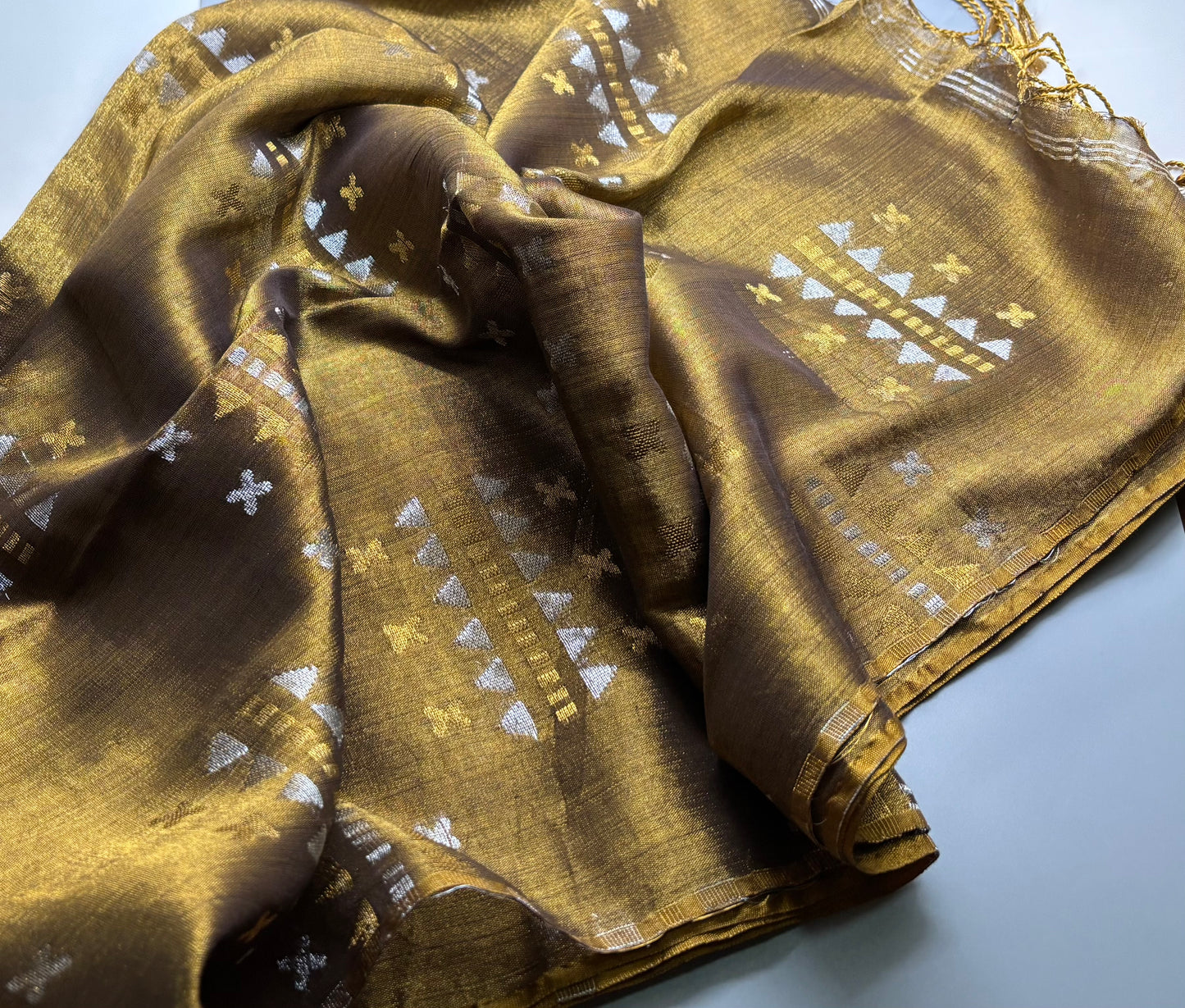 Bengal Tissue Linen - Jamdani Motif