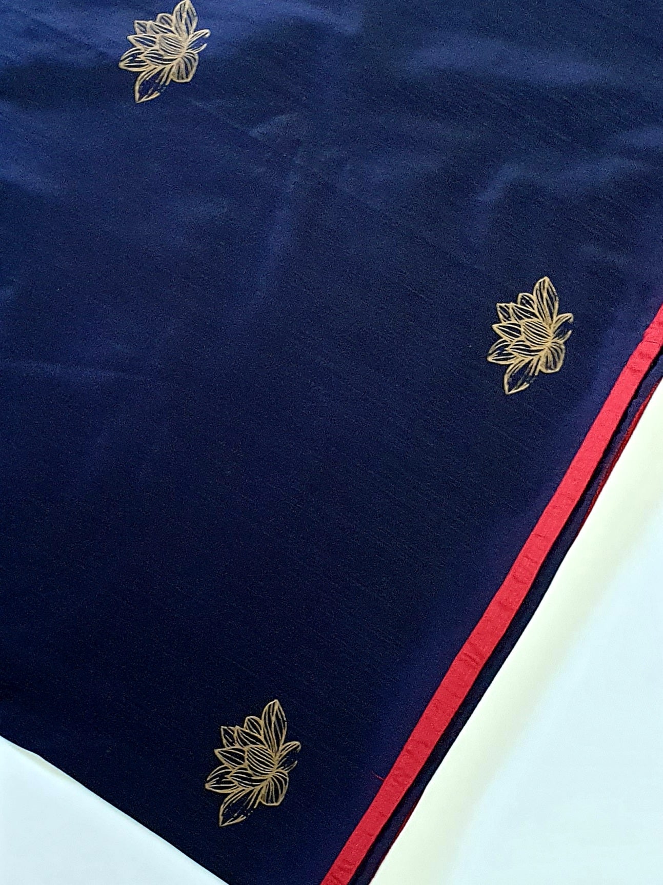Handcrafted Lotus Motif