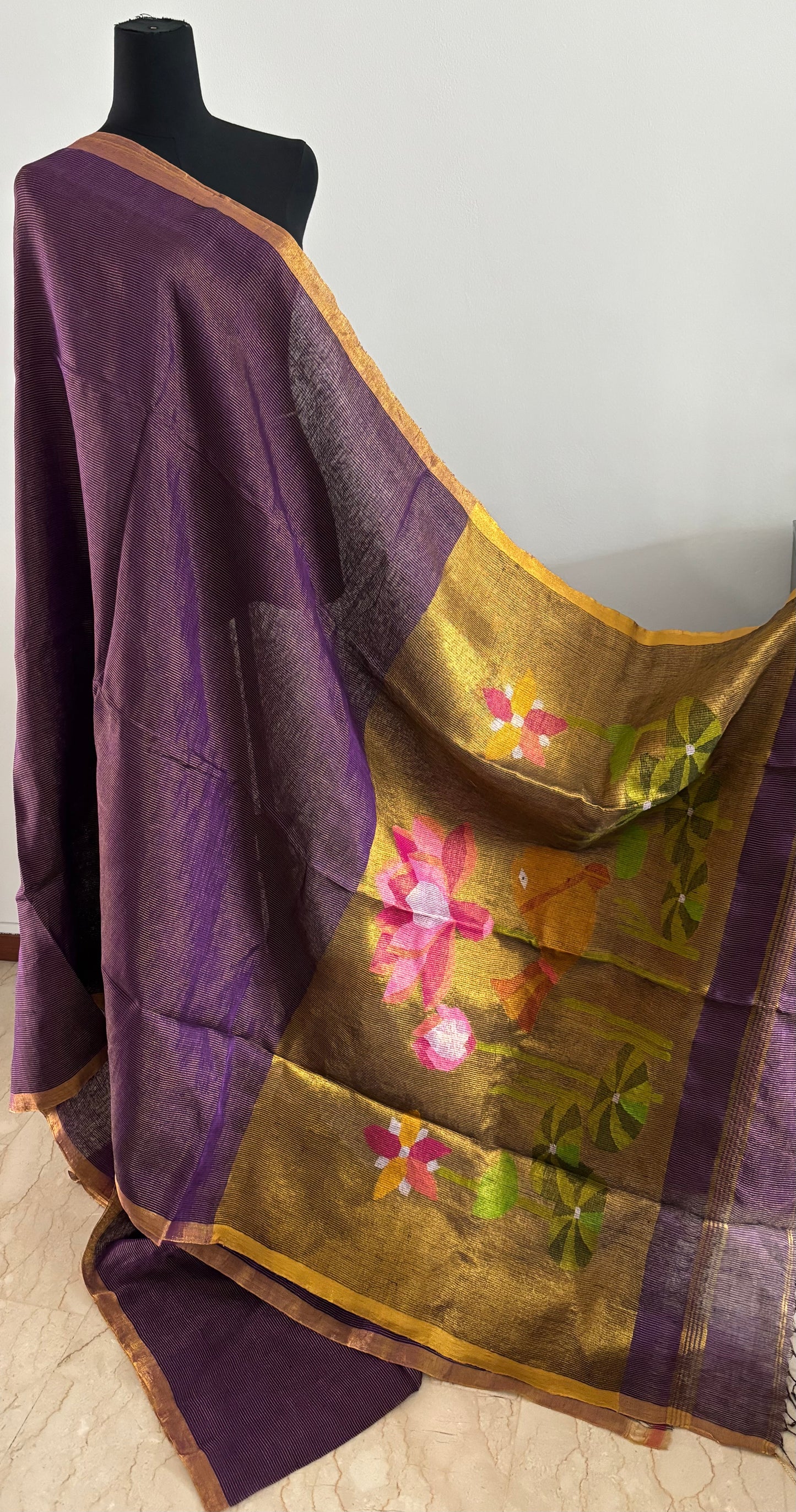 Bengal Linen - Needle Work Jamdani Pallu