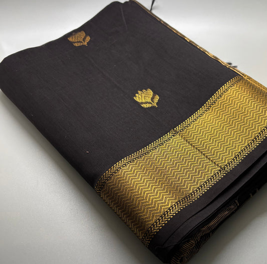 Maheshwari Silk Cotton - Lotus Motif