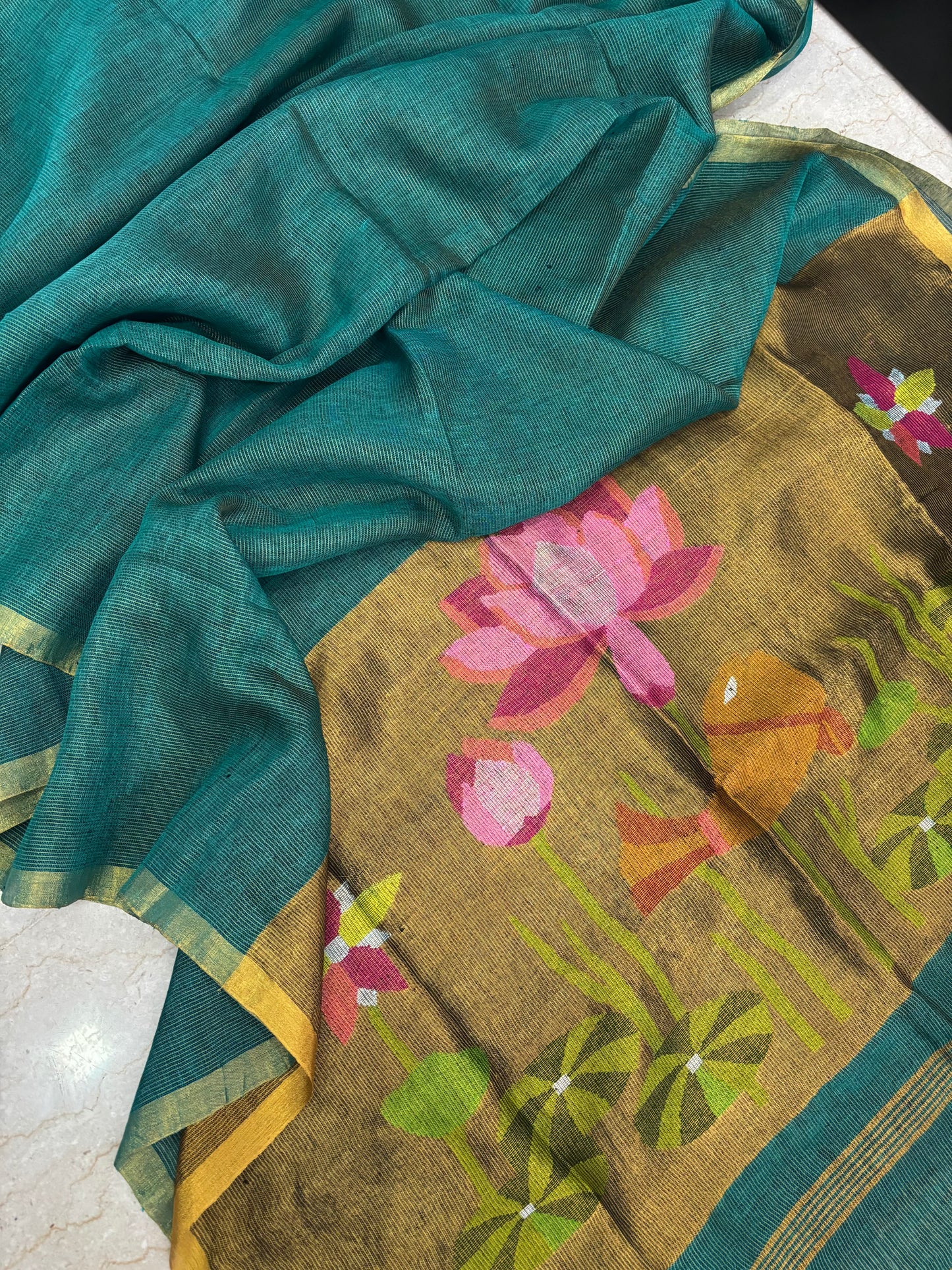 Bengal Linen - Needle Work Jamdani Pallu