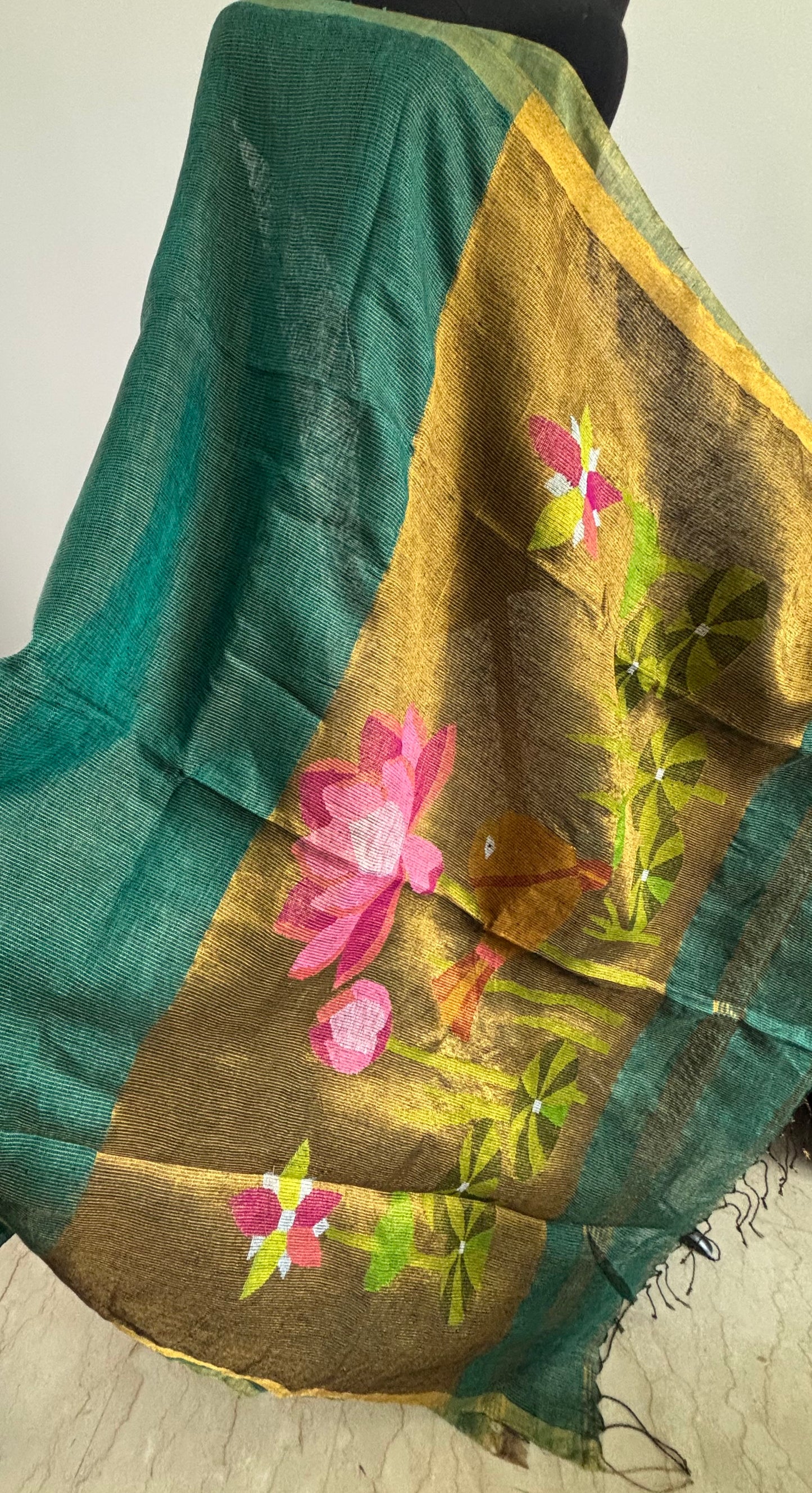 Bengal Linen - Needle Work Jamdani Pallu