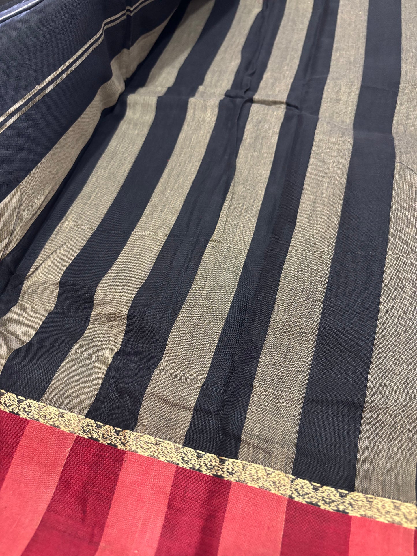 Narayanpet Cotton - Elephant Motif Border